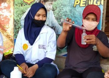 Siasati Situasi Pandemi Covid-19, Petani Florikultura di Banjar Produksi Hand Sanitizer