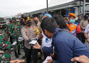 Tes Acak kepada 215.997 Orang di Titik Penyekatan Jatim, 21 Orang Dinyatakan Reaktif