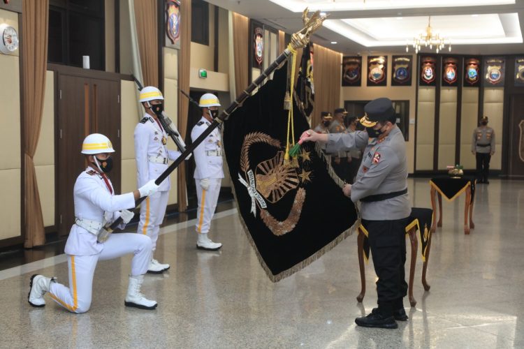 Pencucian Pataka jadi tradisi wajib jelang HUT Polri