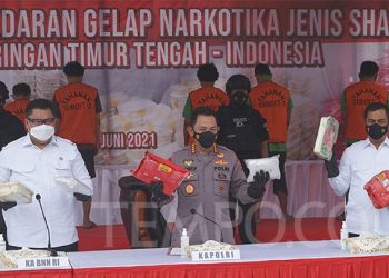 Kapolri Perintahkan Seluruh Kapolda Bangun Kampung Tangguh Narkoba