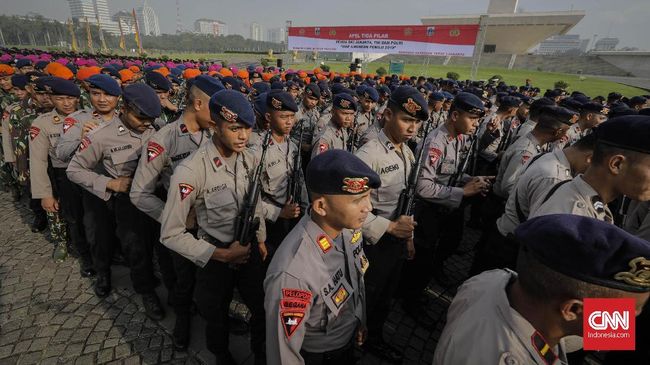 TNI-Polri Gelar Apel Persiapan Patroli Prokes di Jakarta