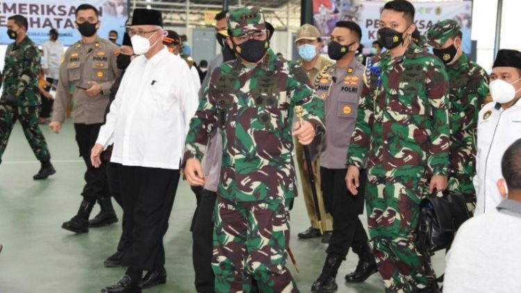 Panglima TNI Tinjau Sentra Vaksinasi Unika Atma Jaya dan Ponpes Minhaajurrosyidiin Lubang Buaya