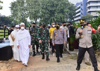Ditarget 4.500 Orang, TNI-Polri Gelar Vaksinasi Massal Bareng Rabithah Alawiyah di Cibis Park