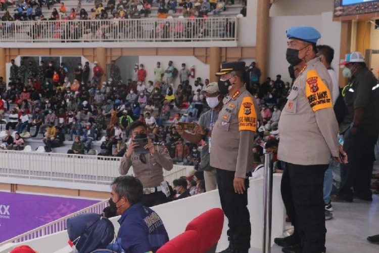 PON Papua – Waka Polda Papua apresiasi pertandingan voli indoor berlangsung aman