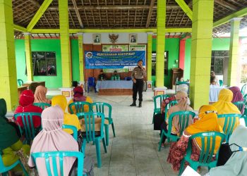 Pertemuan Perdana Kapolsek Ngambon Berikan Sosialisasi Bencana Alam