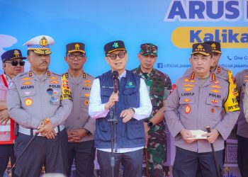 Dari Jalan Raya ke Parlemen: Polri Dapat Penghargaan atas Dedikasi di Mudik 2025