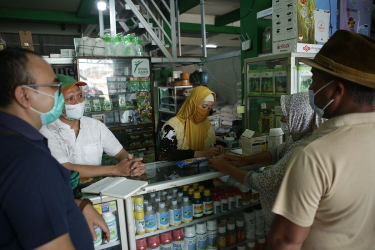 Harga Pupuk Subsidi di Kotabumi Masih di Atas HET, Petani Tertekan