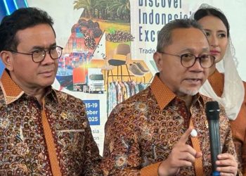 Zulhas Klaim RI Surplus 4 Juta Ton Beras, NTP Petani Tembus 124