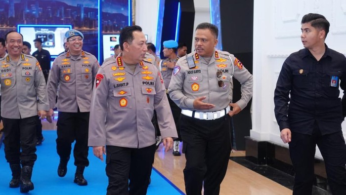 Sukses Kelola 6,2 Juta Kendaraan, Polri Kedepankan Program Polantas Menyapa dan Melayani